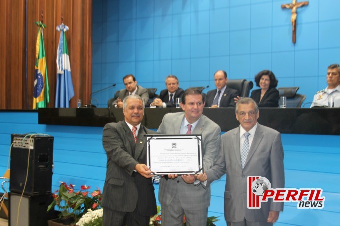 Em noite festiva, juízes e promotores de TL viram cidadãos sul-mato-grossenses