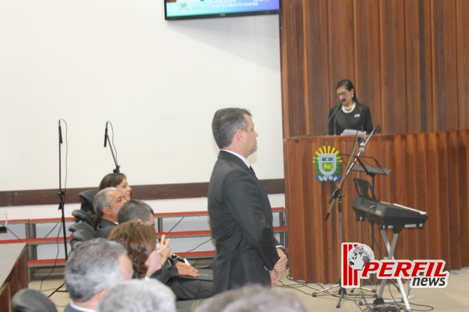 Em noite festiva, juízes e promotores de TL viram cidadãos sul-mato-grossenses