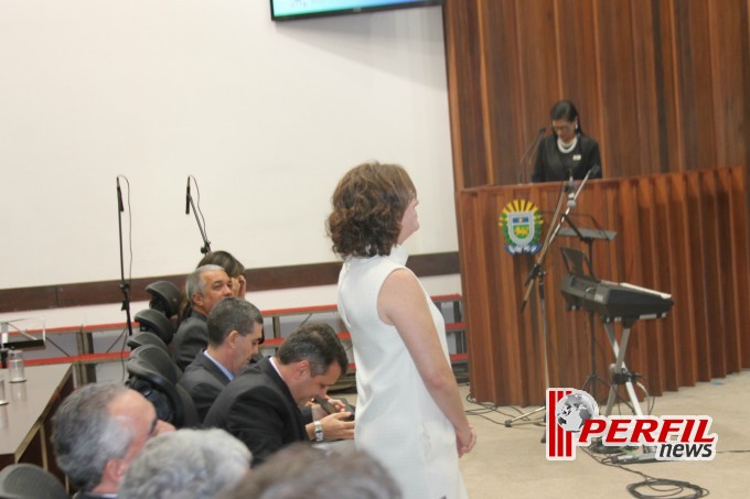 Em noite festiva, juízes e promotores de TL viram cidadãos sul-mato-grossenses