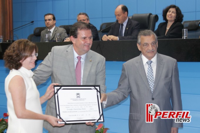 Em noite festiva, juízes e promotores de TL viram cidadãos sul-mato-grossenses