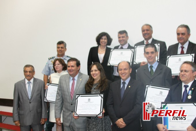 Em noite festiva, juízes e promotores de TL viram cidadãos sul-mato-grossenses