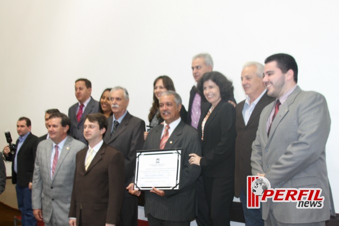Em noite festiva, juízes e promotores de TL viram cidadãos sul-mato-grossenses