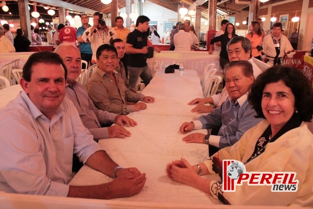 Autoridades participam da abertura do Bom Odori