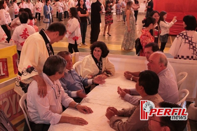 Autoridades participam da abertura do Bom Odori