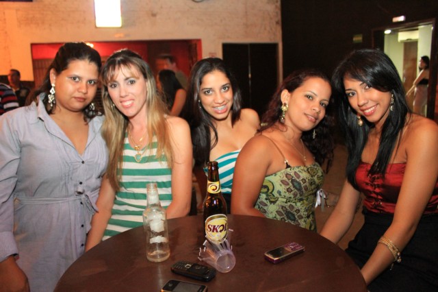 Viracopos Botequim grande show com Amannda