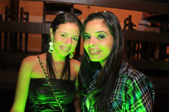 Viracopos Botequim grande show com Amannda