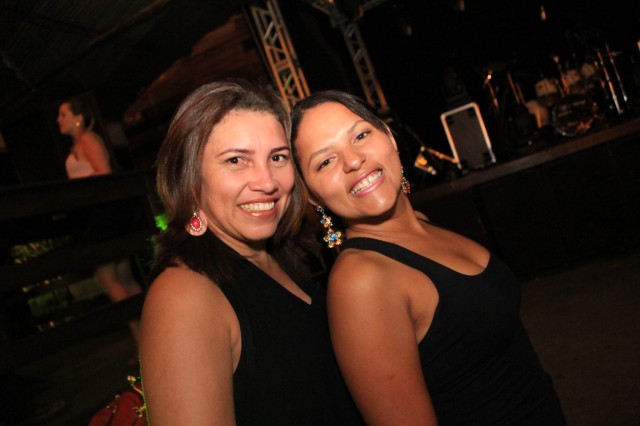 Viracopos Botequim grande show com Amannda