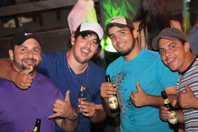 Viracopos Botequim grande show com Amannda