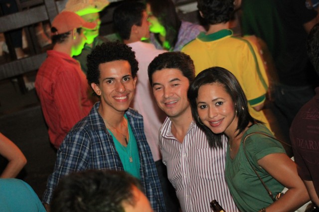 Viracopos Botequim grande show com Amannda