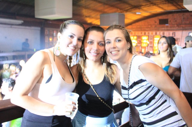 Viracopos Botequim grande show com Amannda