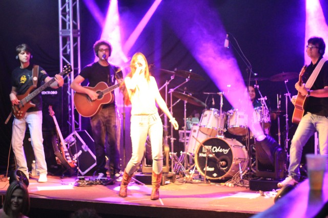 Viracopos Botequim grande show com Amannda