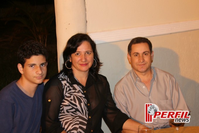 Clientes do Nova Estrela poderão ganhar um Novo Uno em campanha de 45 anos