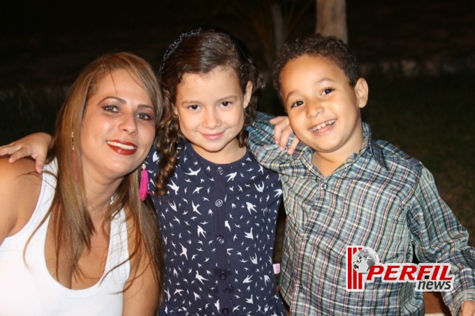 Clientes do Nova Estrela poderão ganhar um Novo Uno em campanha de 45 anos