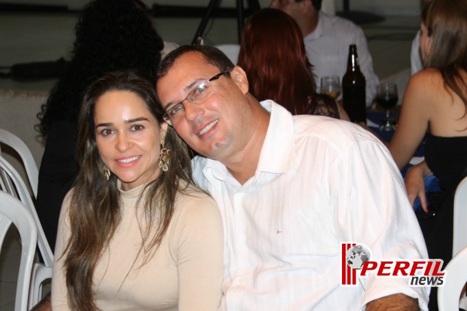 Clientes do Nova Estrela poderão ganhar um Novo Uno em campanha de 45 anos