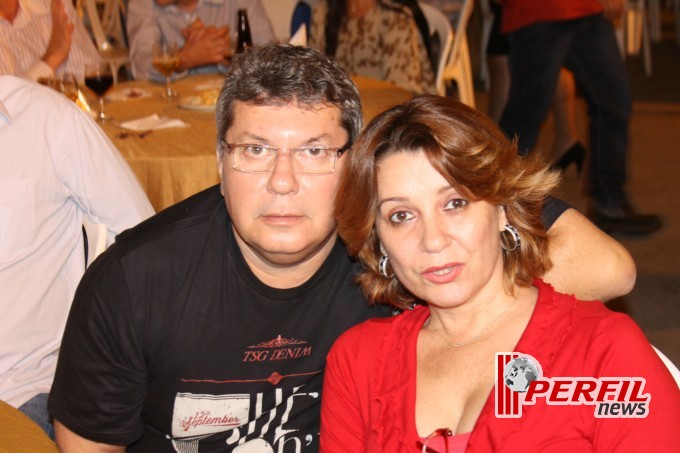 Clientes do Nova Estrela poderão ganhar um Novo Uno em campanha de 45 anos