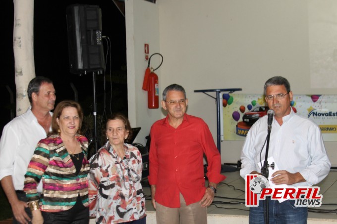 Clientes do Nova Estrela poderão ganhar um Novo Uno em campanha de 45 anos