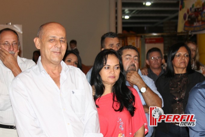 Clientes do Nova Estrela poderão ganhar um Novo Uno em campanha de 45 anos