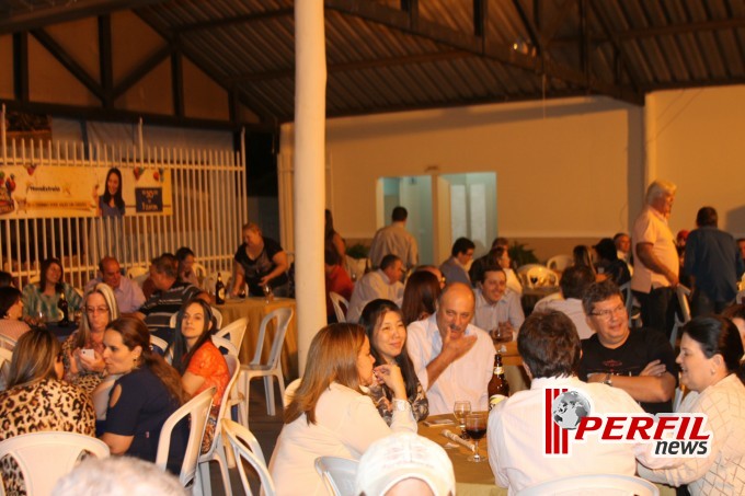 Clientes do Nova Estrela poderão ganhar um Novo Uno em campanha de 45 anos