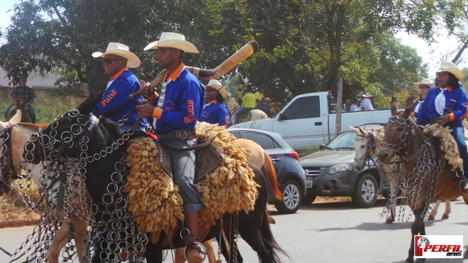 Cavalgada da Associação Cultural Sertaneja atrai 22 comitivas para Três Lagoas