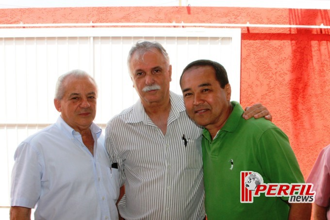 Almoço de confraternização na casa do Dirceu Deguti