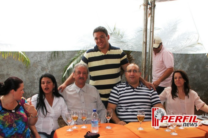 Almoço de confraternização na casa do Dirceu Deguti