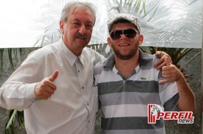 Almoço de confraternização na casa do Dirceu Deguti