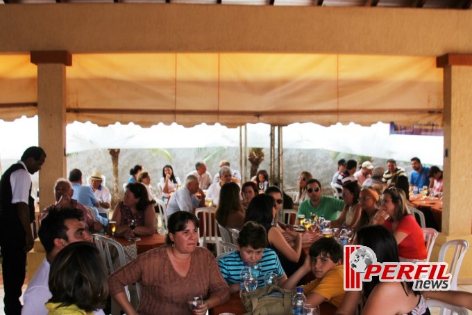 Almoço de confraternização na casa do Dirceu Deguti