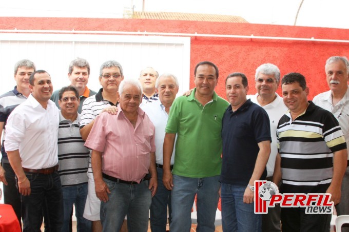 Almoço de confraternização na casa do Dirceu Deguti
