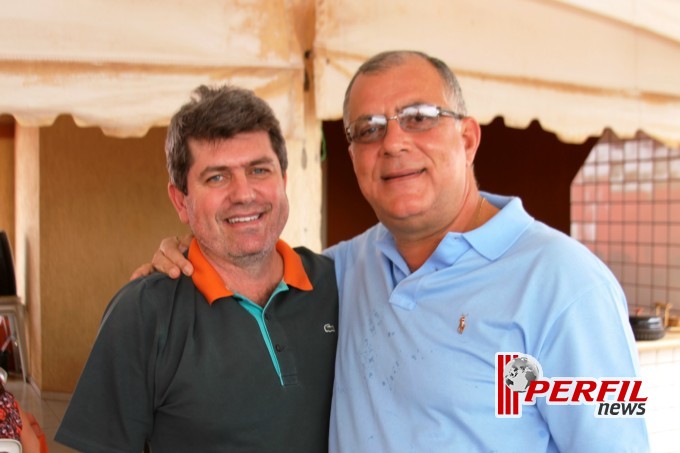 Almoço de confraternização na casa do Dirceu Deguti