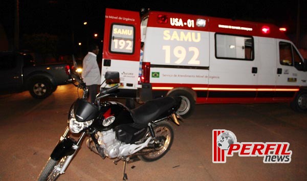 Passageira de motocicleta fica ferida em acidente na Vila Haro
