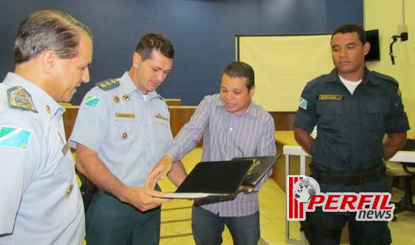 Policiais militares de Três Lagoas são homenageados pelo comando geral da PM