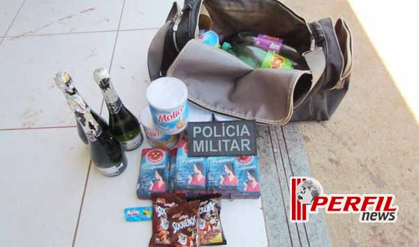 PM prende homem tentando roubar supermercado no São Carlos