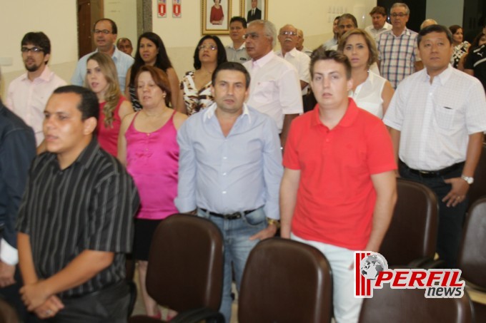Vereador Tonhão presta homenagens na Câmara Municipal