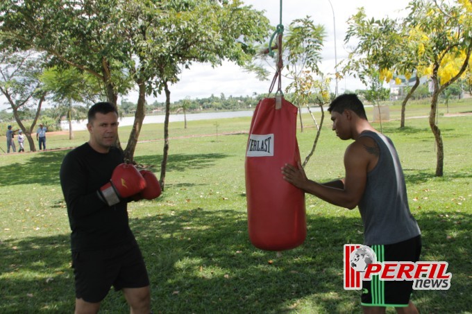 Treslagoense Alex Ortiz disputa mundial de kickboxing na Turquia