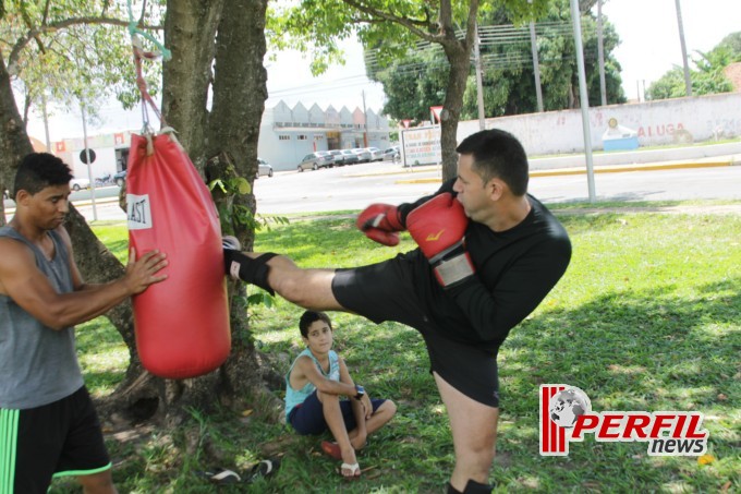 Treslagoense Alex Ortiz disputa mundial de kickboxing na Turquia