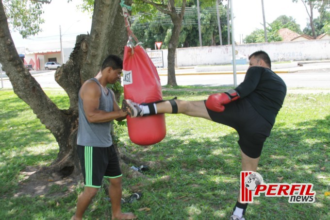 Treslagoense Alex Ortiz disputa mundial de kickboxing na Turquia
