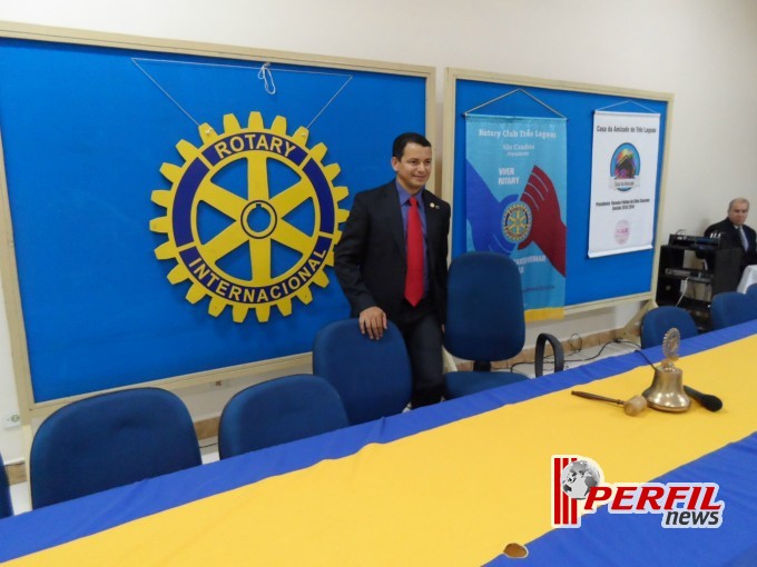 Rotary Clube Três Lagoas homenageia comunicadores