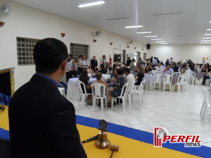 Rotary Clube Três Lagoas homenageia comunicadores