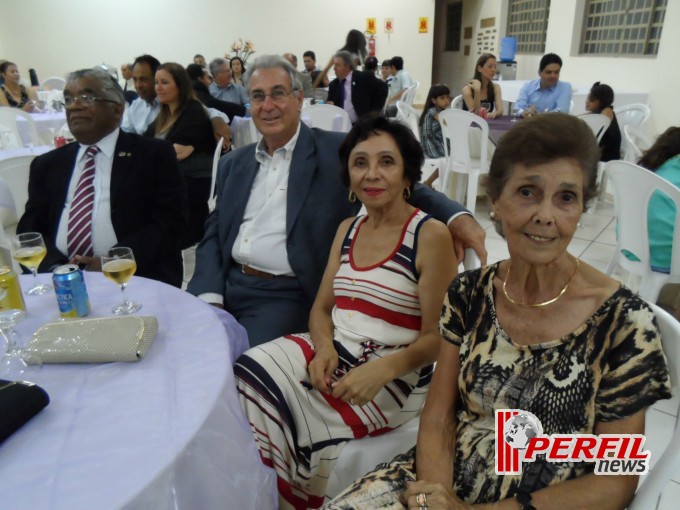 Rotary Clube Três Lagoas homenageia comunicadores