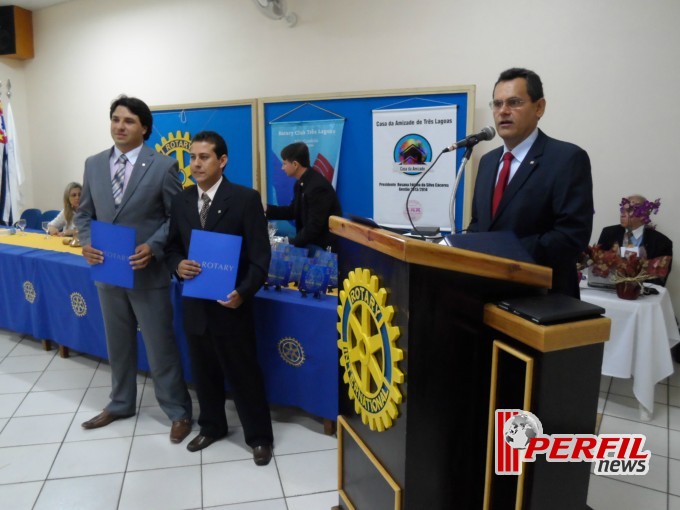 Rotary Clube Três Lagoas homenageia comunicadores