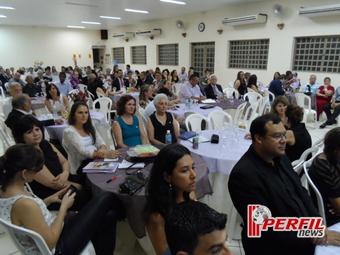 Rotary Clube Três Lagoas homenageia comunicadores
