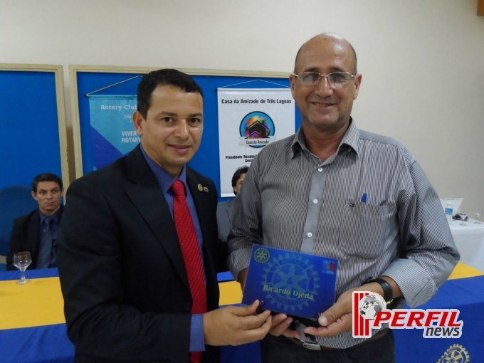 Rotary Clube Três Lagoas homenageia comunicadores