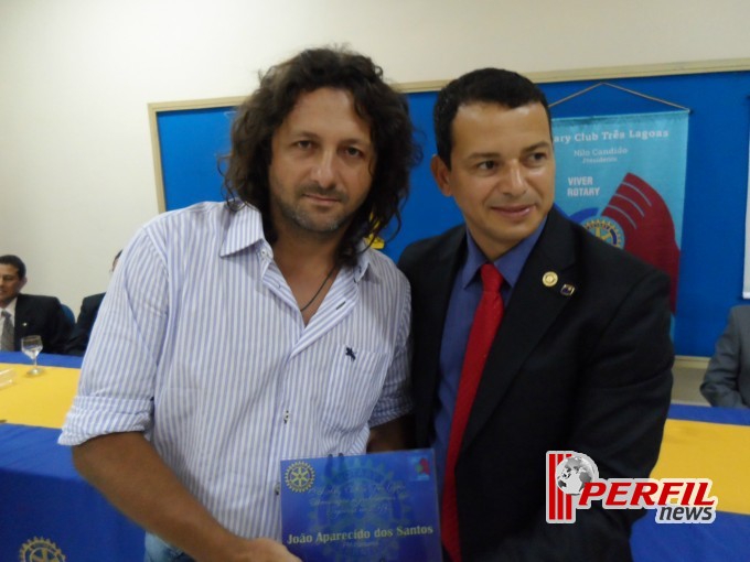 Rotary Clube Três Lagoas homenageia comunicadores