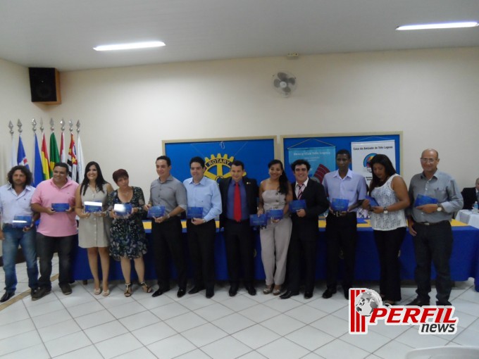 Rotary Clube Três Lagoas homenageia comunicadores