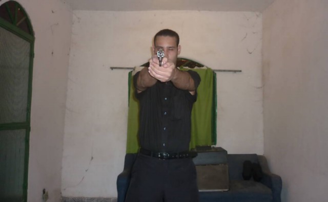 Atirador de Realengo guardava fotos com armas em seu computador