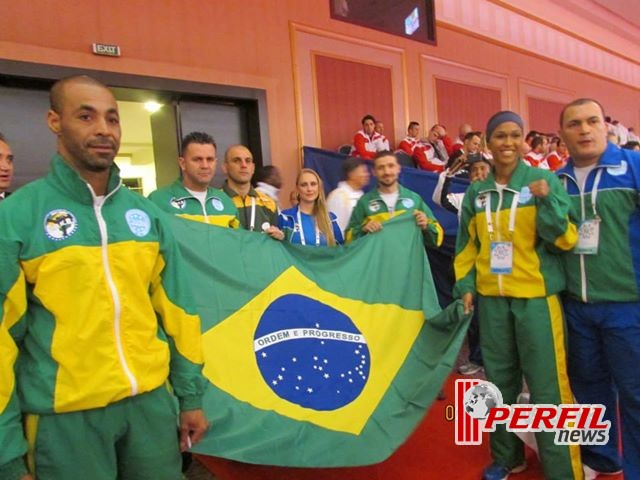 Alex Ortiz está na Turquia e disputa mundial de kickboxing