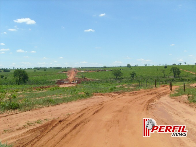 Governo Estado fecha o ano com MS 040 em obras Governo Estado fecha o ano com MS 040 em obras