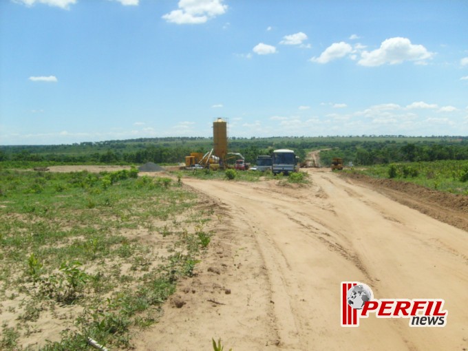 Governo Estado fecha o ano com MS 040 em obras Governo Estado fecha o ano com MS 040 em obras