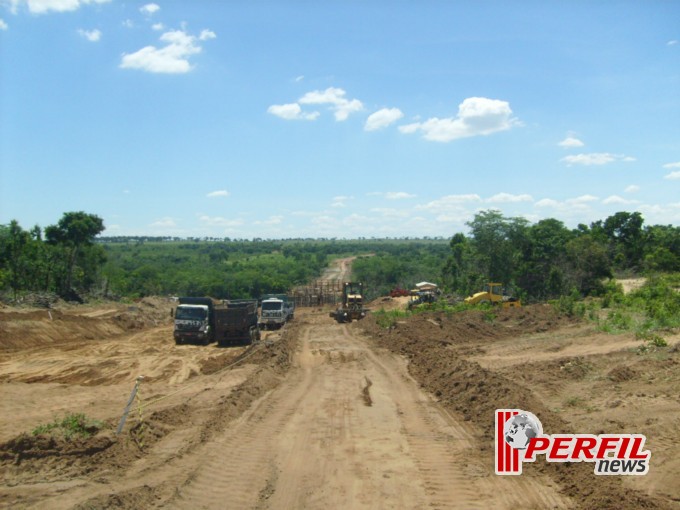 Governo Estado fecha o ano com MS 040 em obras Governo Estado fecha o ano com MS 040 em obras
