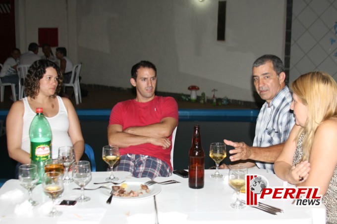 Perfil News confraterniza com funcionários e amigos